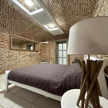 Appartement 2Х Кім-Й Loft На Площі Філармонії By Willox à TTchernivtsi Extérieur photo